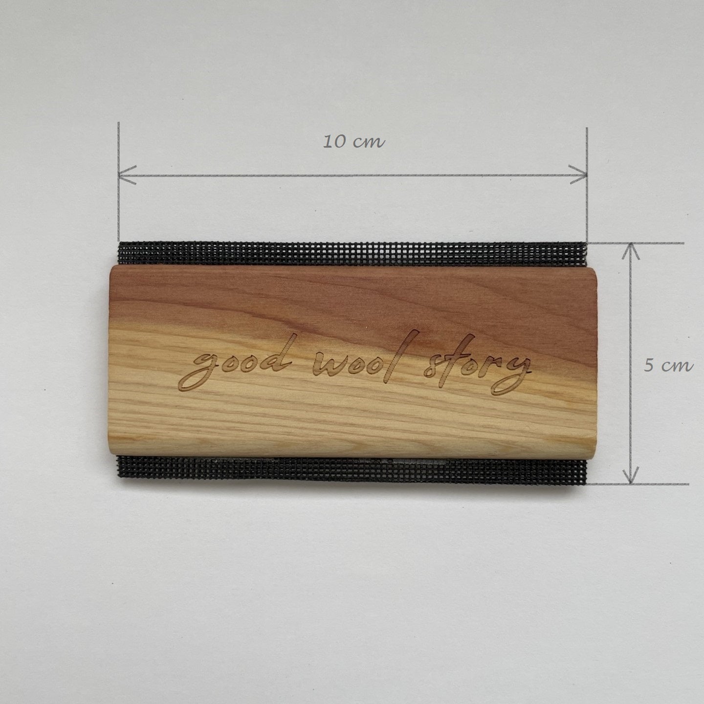 'Cedar' wool comb