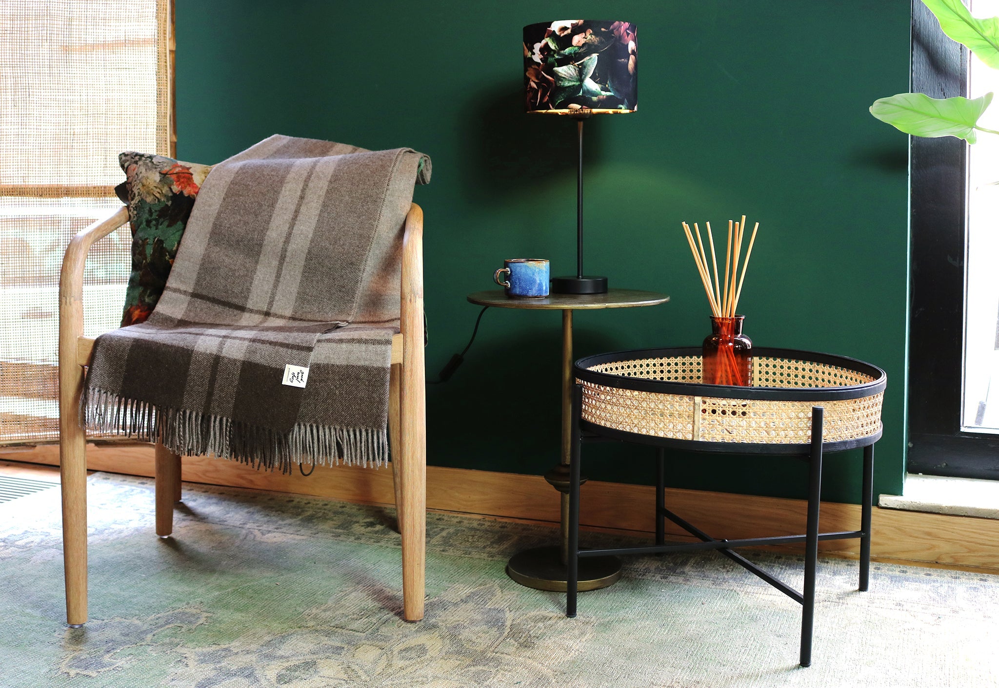 'Picnic' throw