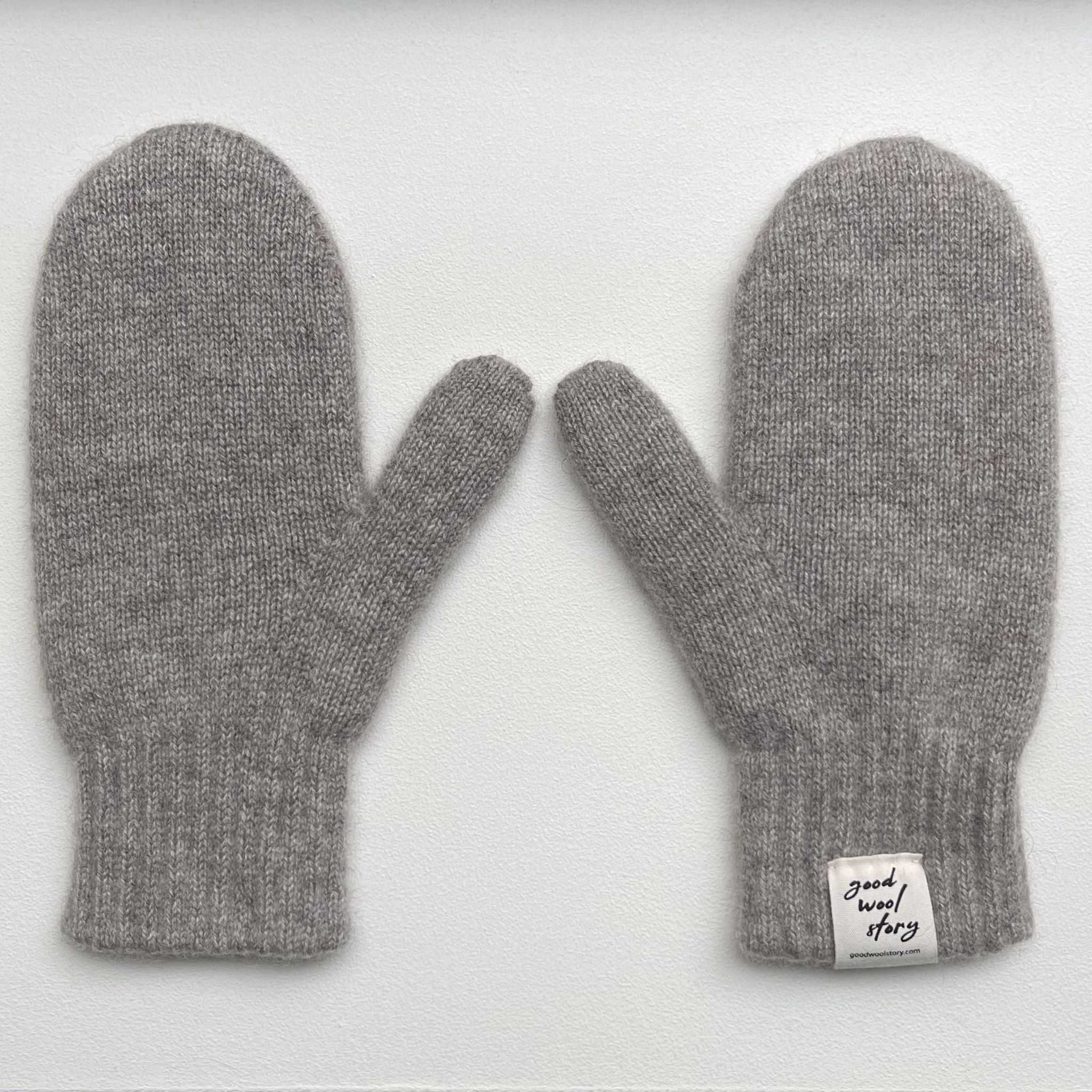 'Toasty' yak wool mittens
