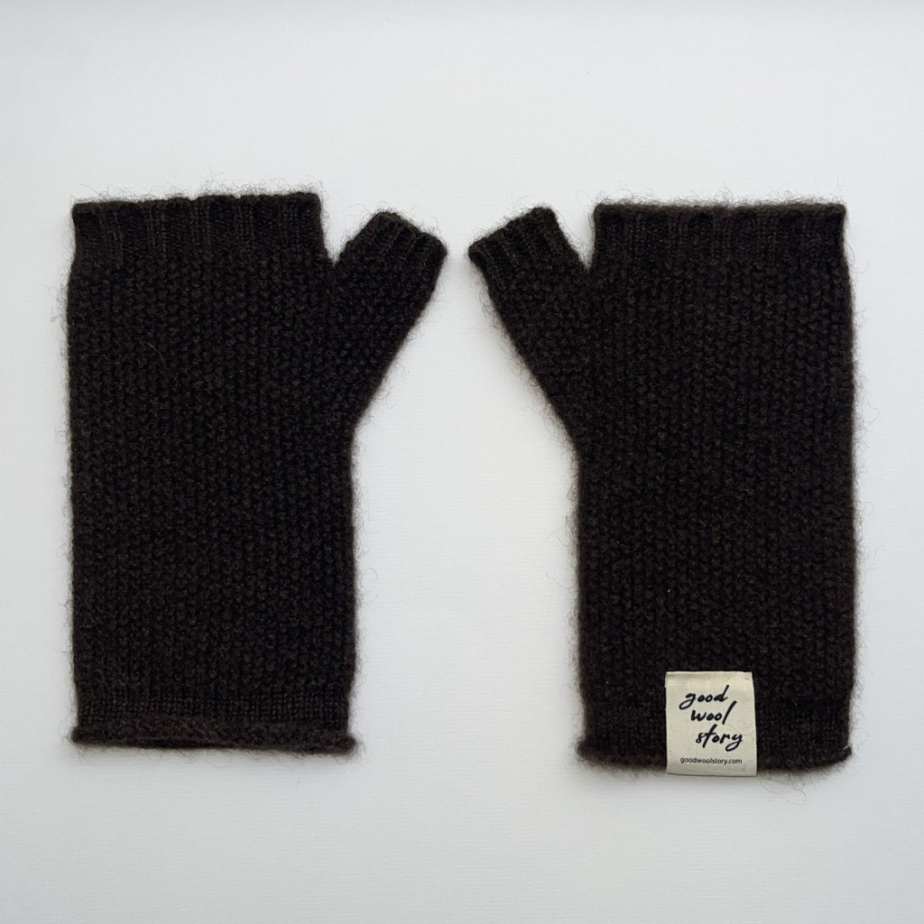 'BRB' yak wool fingerless mittens