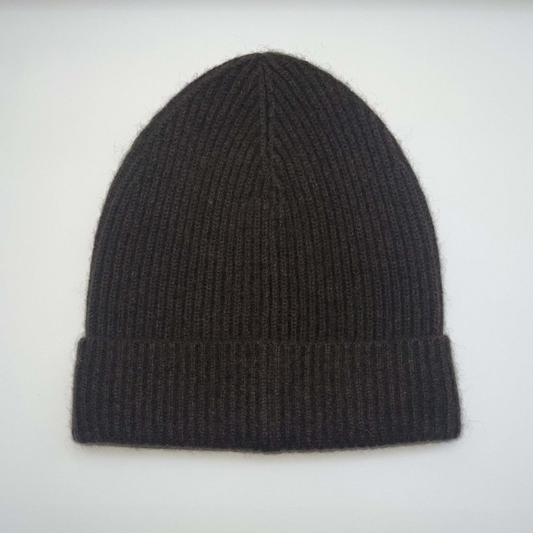 'Peak' yak wool beanie