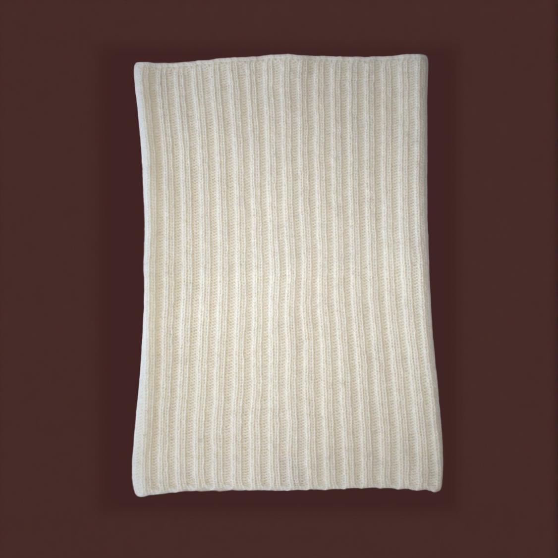 'Sleek' sheep wool snood