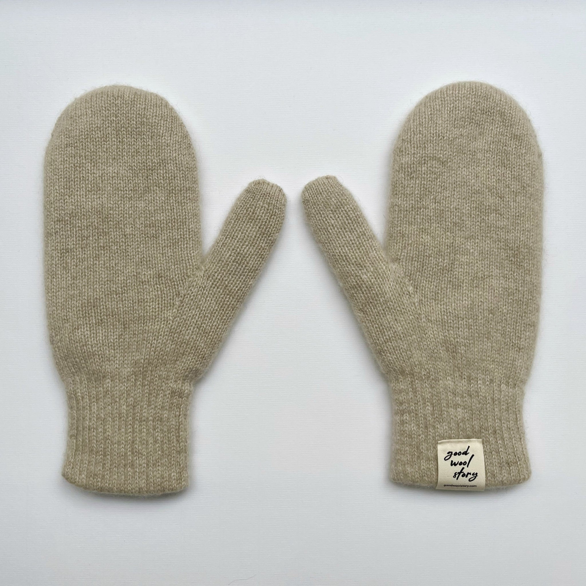 'Toasty' yak wool mittens